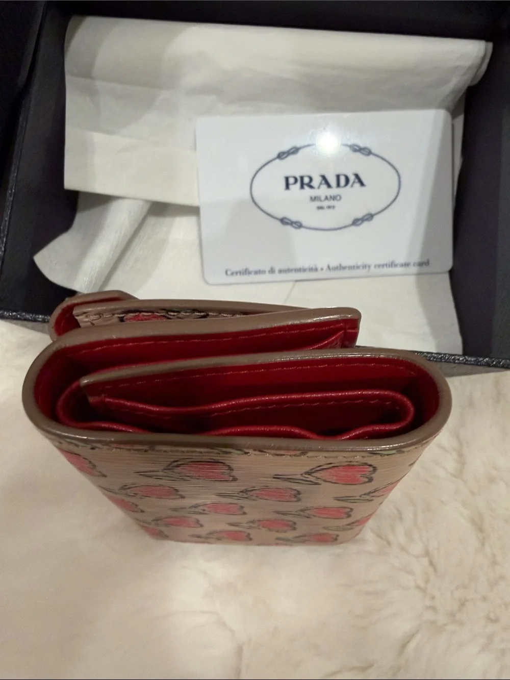 Prada Beige Leather Heart-Print small wallet Gold Logo Authentic card org box!